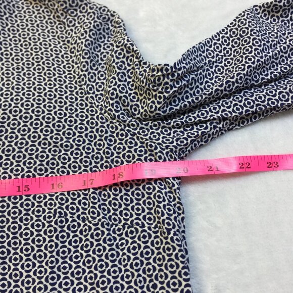 Talbots Blouse Shirt Top Sz M Womans Blue White V-neck Button Front Long Sleeve - Picture 6 of 15